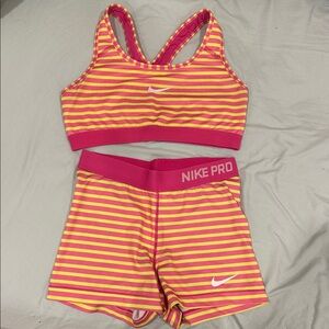Nike Pro Striped Set
